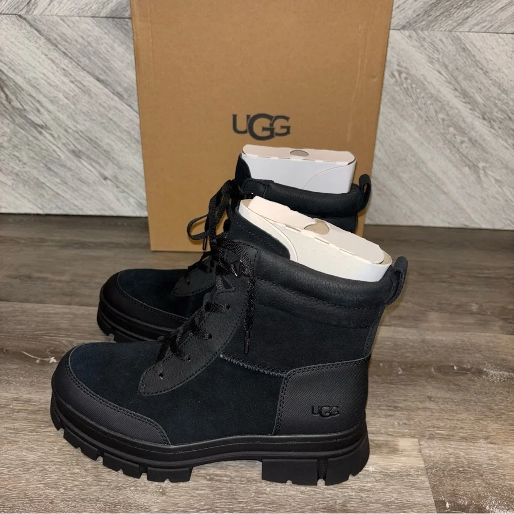 UGG | Ashton Weatherized Lace Up boots In Black New